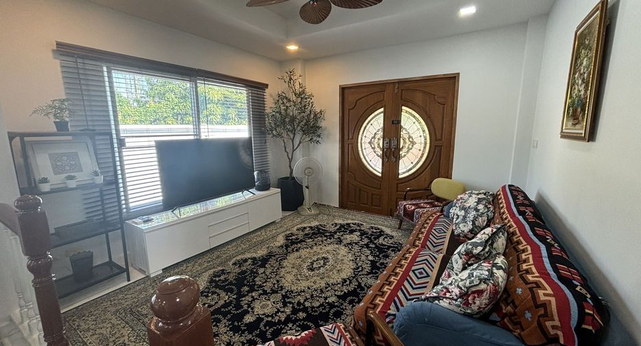 For sale 4 bedrooms house in Lat Krabang, Bangkok