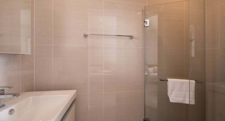 For rent studio condo in Khlong Toei, Bangkok