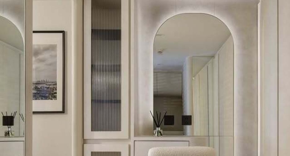 For rent 3 bedrooms condo in Khlong Toei, Bangkok