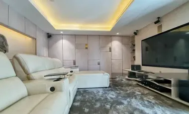 For sale 2 bedrooms condo in Khlong Toei, Bangkok