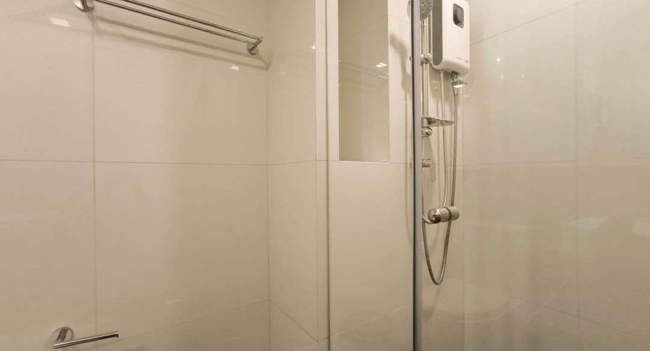 Wohnung zur Miete mit 1 Zimmer in Phra Khanong, Bangkok