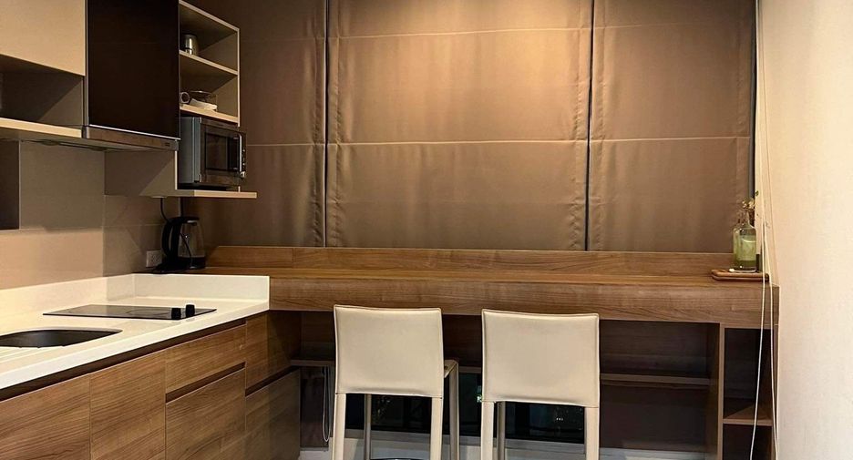 For rent 1 bed condo in Phaya Thai, Bangkok