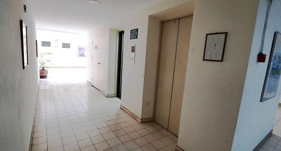 For sale studio condo in Din Daeng, Bangkok