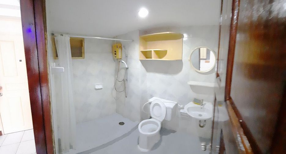 For sale studio condo in Din Daeng, Bangkok