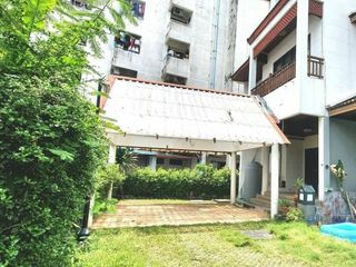 出售 和 出租 3 卧室 联排别墅 在 Suan Luang, 曼谷