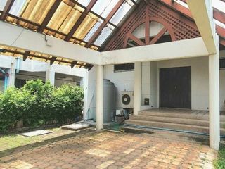 出售 和 出租 3 卧室 联排别墅 在 Suan Luang, 曼谷