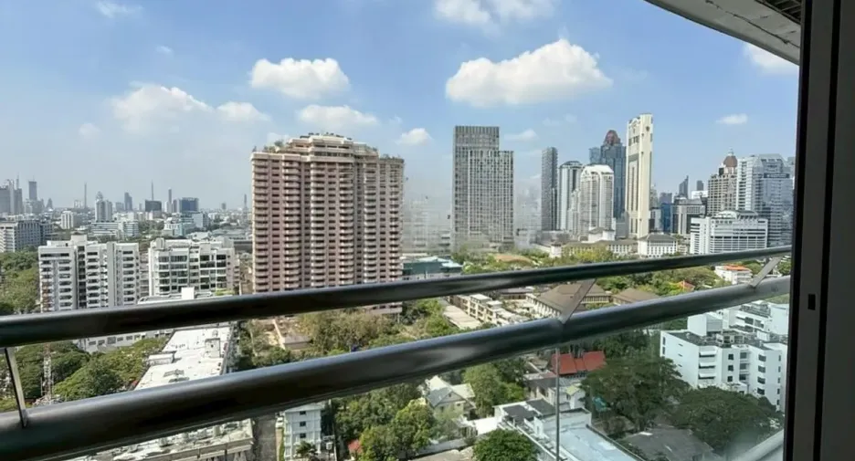 For rent 2 bedrooms condo in Sathon, Bangkok