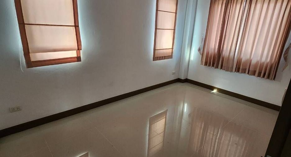 Haus zum Kauf und zur Miete mit 4 Zimmer in Mueang Phuket, Phuket