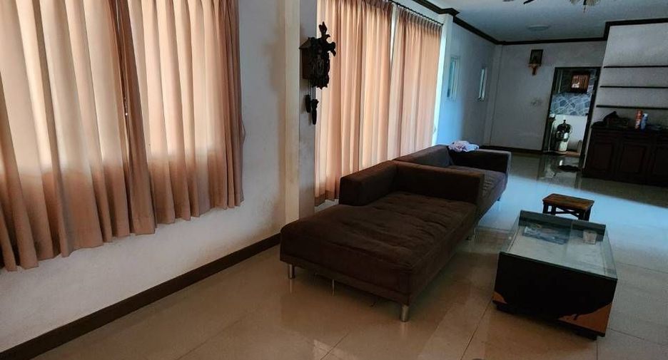 Haus zum Kauf und zur Miete mit 4 Zimmer in Mueang Phuket, Phuket