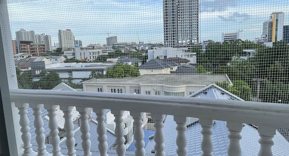 For rent 1 bed apartment in Khlong Toei, Bangkok