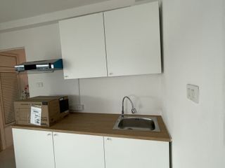 Apartment zur Miete mit 1 Zimmer in Khlong Toei, Bangkok