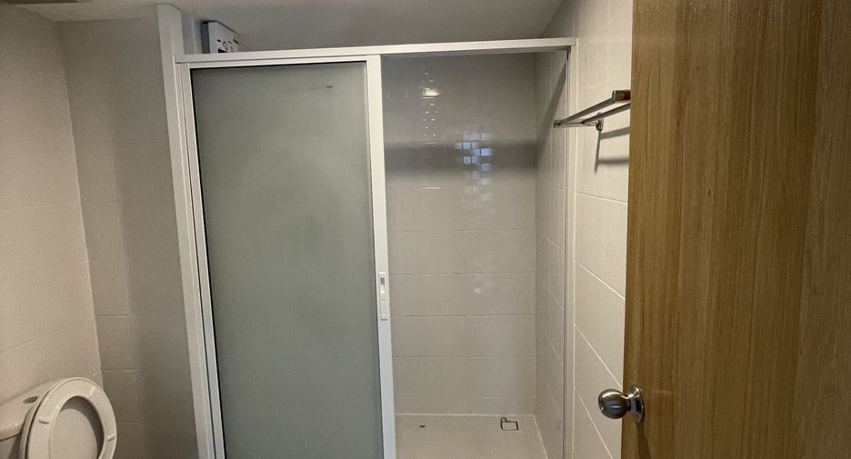 For rent 1 bed apartment in Khlong Toei, Bangkok