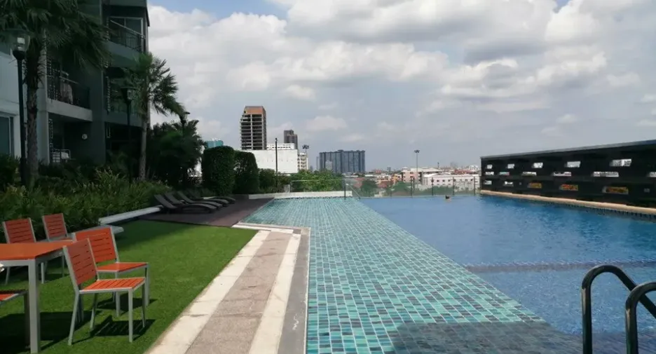 Condo en alquiler de 2 habitaciones en Watthana, Bangkok