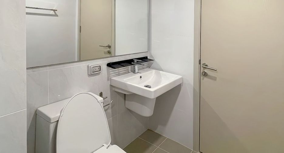 For rent studio condo in Bang Na, Bangkok