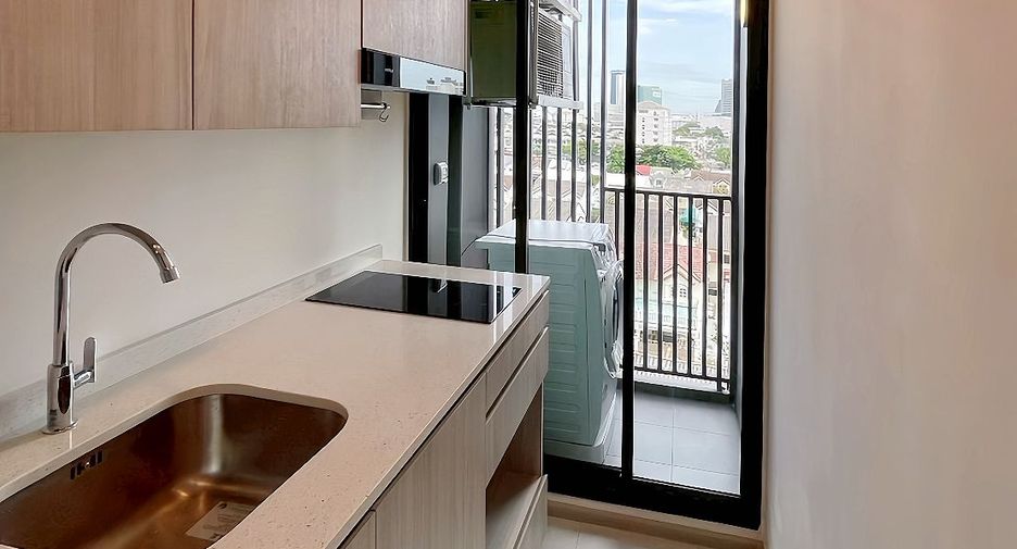 For rent studio condo in Bang Na, Bangkok