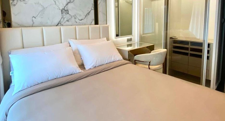 For sale 1 bed condo in Huai Khwang, Bangkok