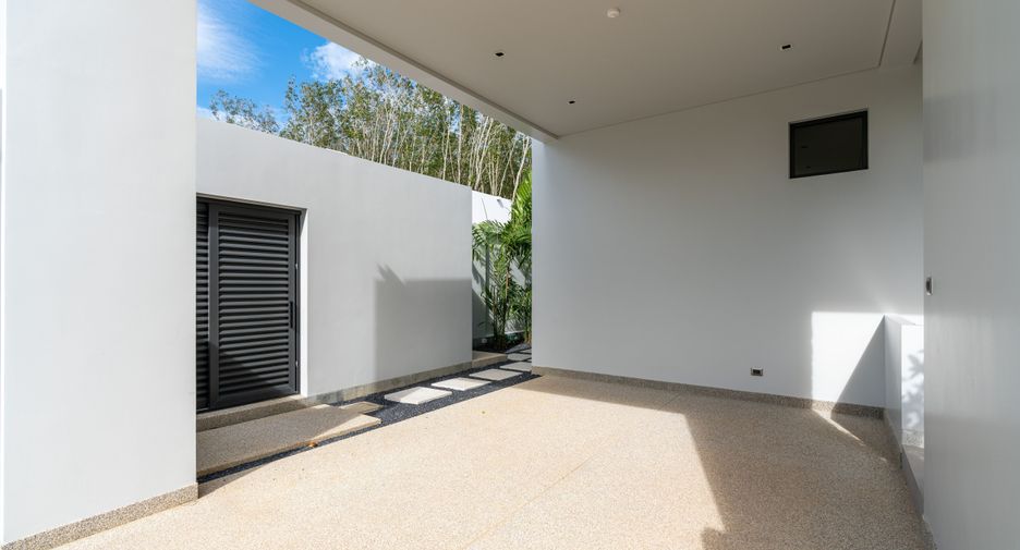 For sale 4 bedrooms villa in Thalang, Phuket