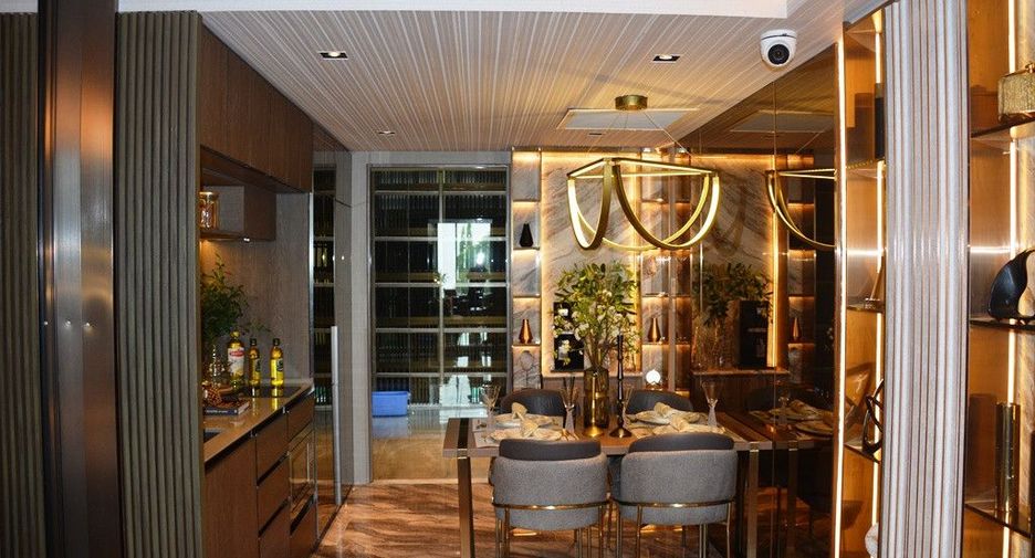 For sale 1 bed condo in Watthana, Bangkok