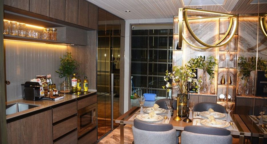 For sale 1 bed condo in Watthana, Bangkok
