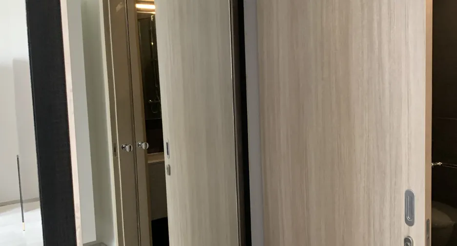 For rent 2 bedrooms condo in Pathum Wan, Bangkok