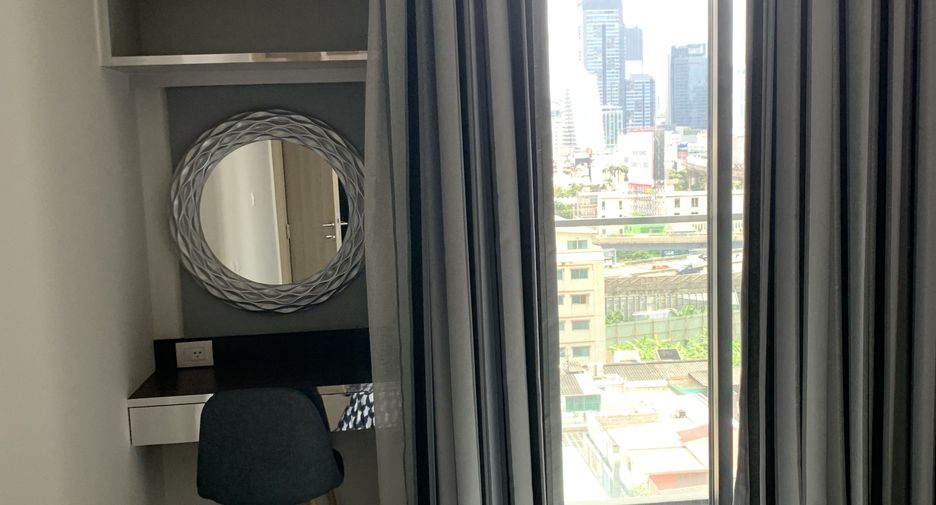 For rent 2 bedrooms condo in Pathum Wan, Bangkok
