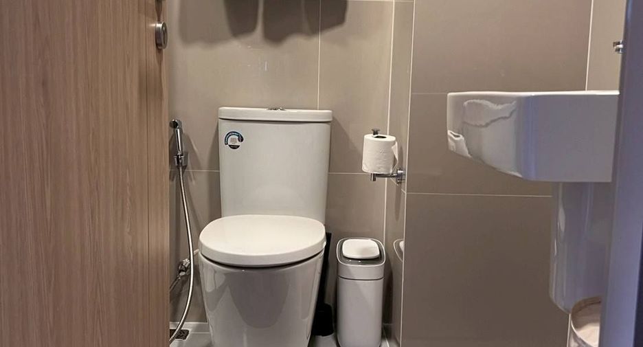 For rent 1 bed condo in Khlong San, Bangkok