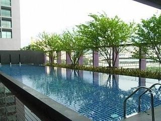 出售 2 卧室 公寓 在 Khlong Toei, 曼谷