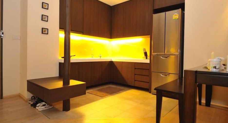 Condo en venta de 2 habitaciones en Khlong Toei, Bangkok