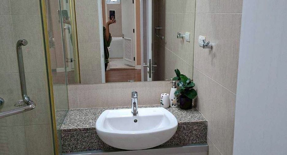 Wohnung zum Kauf und zur Miete mit 2 Zimmer in Watthana, Bangkok