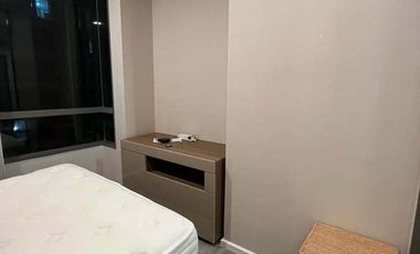 À louer 1 chambre condo à Khlong Toei, Bangkok