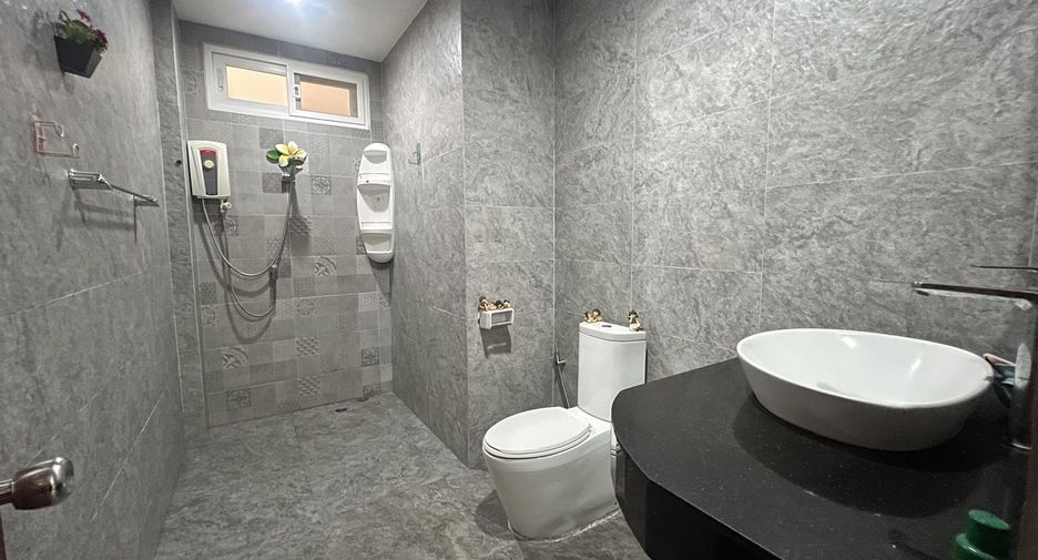 Продажа и аренда 4 спальни дом в Пхукет Тощн, Пхукет