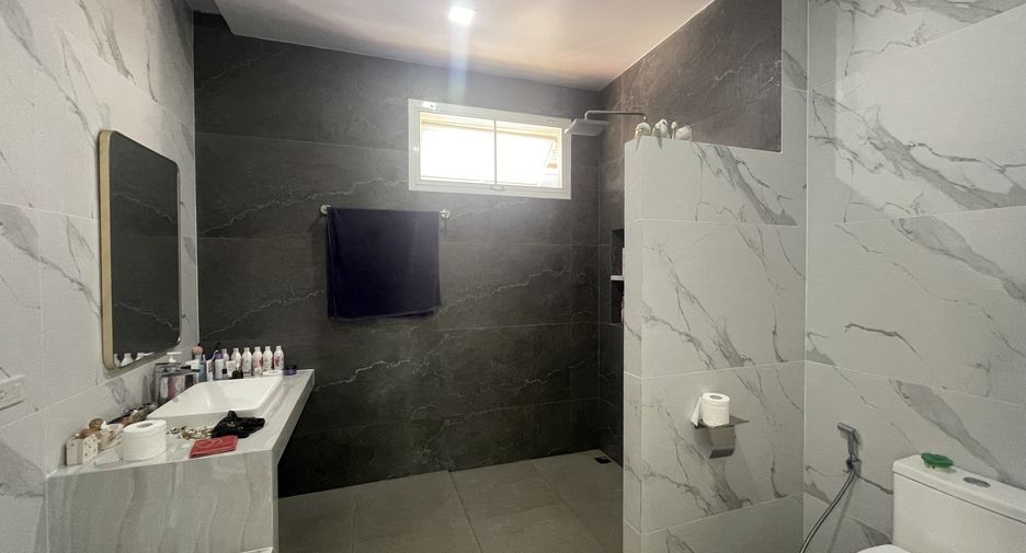 Продажа и аренда 4 спальни дом в Пхукет Тощн, Пхукет