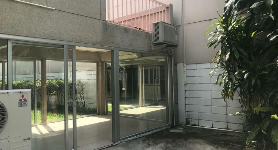For rent 3 ベッドルーム house in Watthana, Bangkok