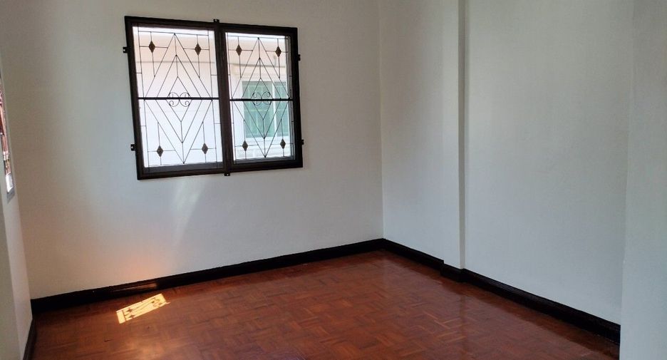 出售 4 卧室 独立屋 在 Bang Sao Thong, Samut Prakan