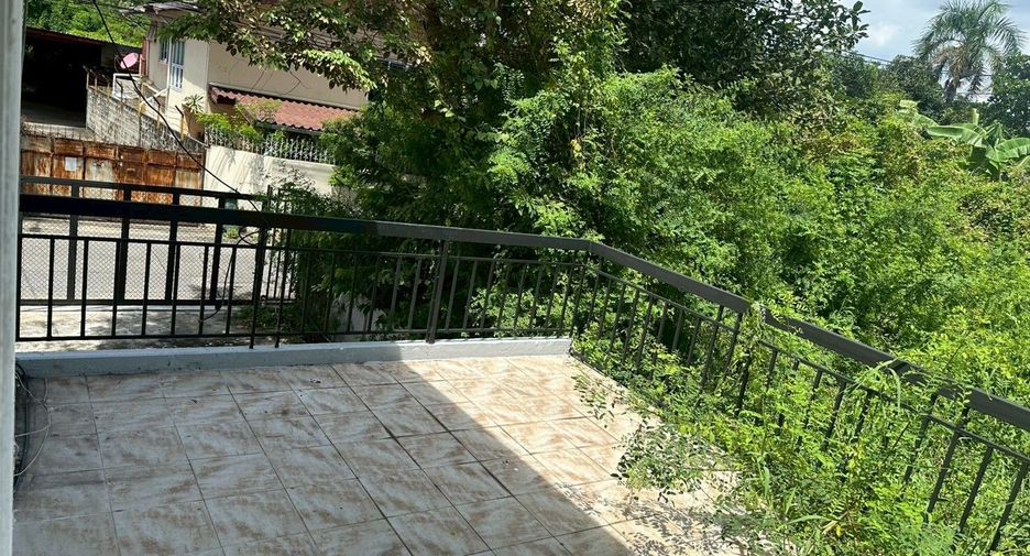 Haus zur Miete mit 3 Zimmer in Watthana, Bangkok