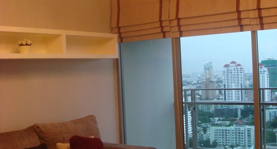 Condo en alquiler de 2 habitaciones en Khlong Toei, Bangkok