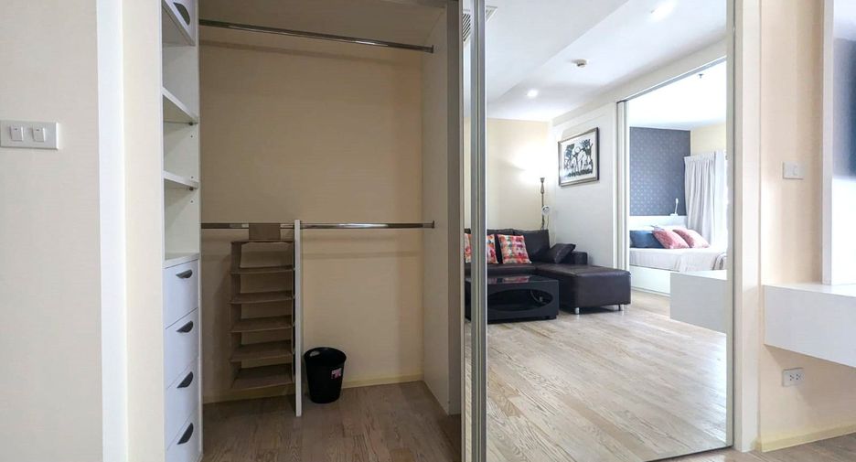 For rent 1 Beds condo in Khlong Toei, Bangkok