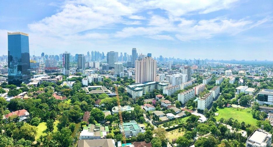 Продажа 1 кровать кондо в Сатхон, Бангкок