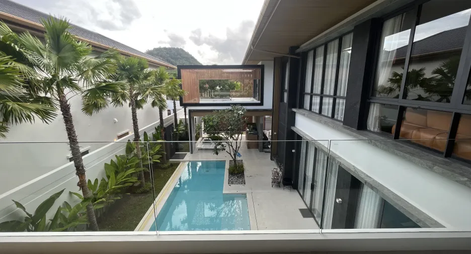 For rent 6 bedrooms villa in Mueang Phuket, Phuket