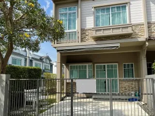 For rent and for sale 2 bedrooms townhouse in Bang Phli, Samut Prakan