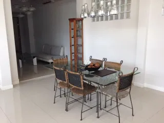 Casa adosada en venta de 6 habitaciones en Bang Na, Bangkok