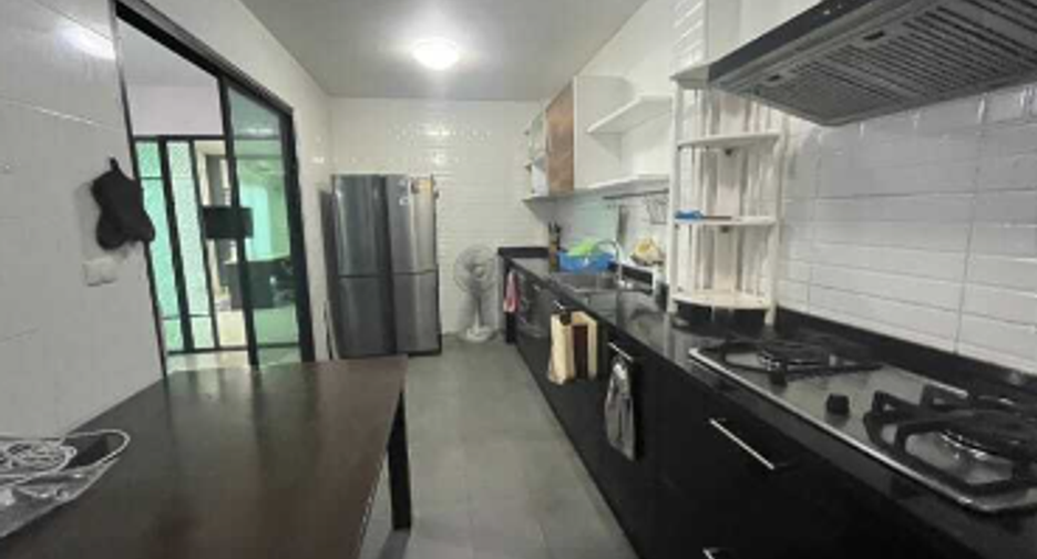 Haus zur Miete mit 3 Zimmer in Mueang Phuket, Phuket