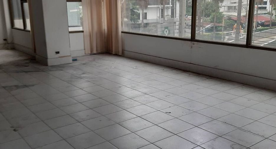 Oficina en venta en Huai Khwang, Bangkok