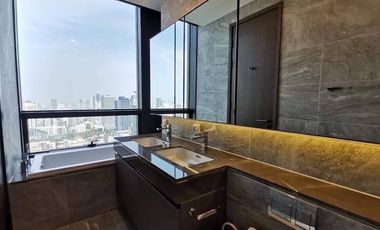 À louer 2 chambres condo à Khlong Toei, Bangkok