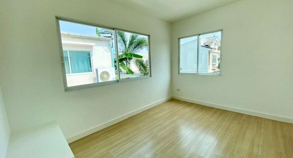 For sale 3 bedrooms townhouse in Phra Samut Chedi, Samut Prakan