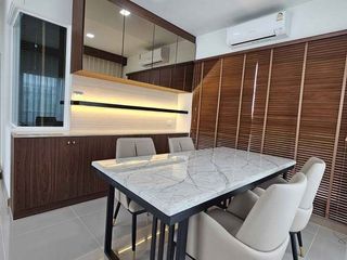 For sale and for rent 4 bedrooms house in Taling Chan, Bangkok