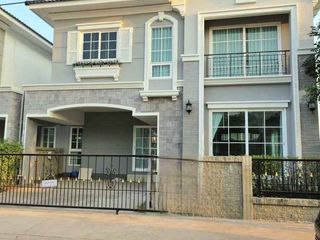 For sale and for rent 4 bedrooms house in Taling Chan, Bangkok