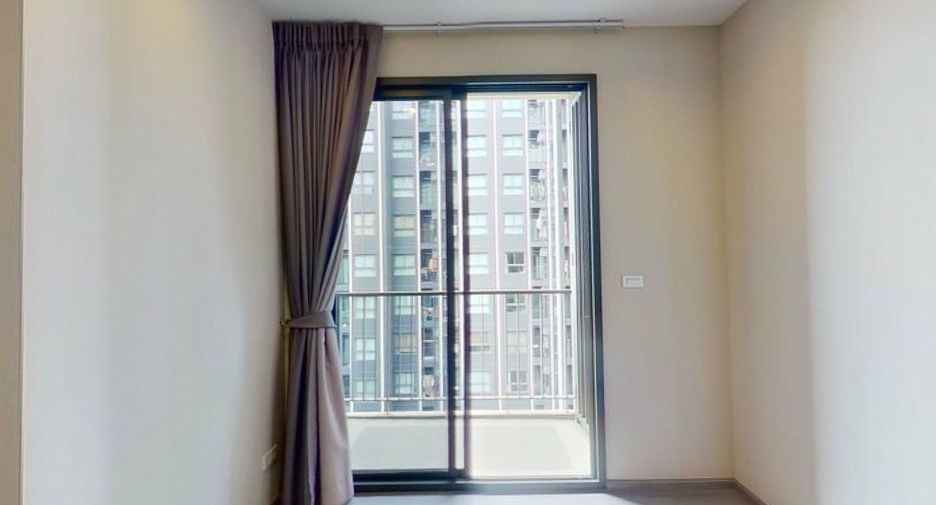 Wohnung zum Kauf mit 1 Zimmer in Khlong San, Bangkok