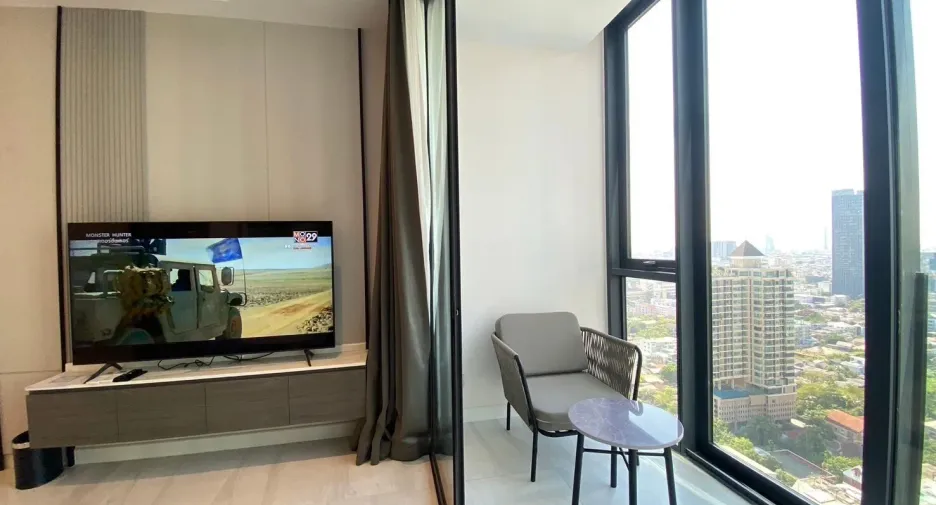 Condo en alquiler de 3 habitaciones en Sathon, Bangkok