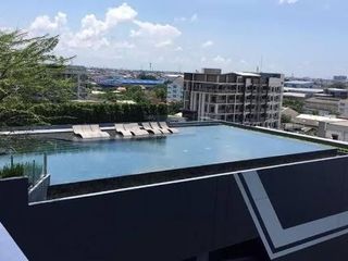 Condo en venta de 2 habitaciones en Phra Pradaeng, Samut Prakan